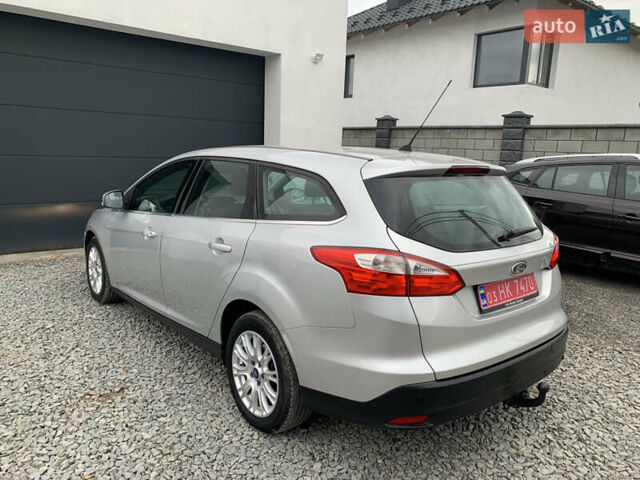 Форд Фокус 2013 в Ровно на Automoto.ua Серый Форд Фокус, объемом двигателя 1.6 л и пробегом 236 тыс. км за 7950 $, фото 6 на Automoto.ua