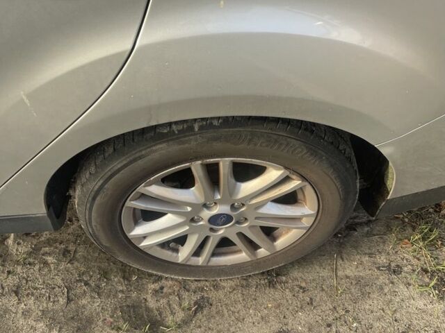 Сірий Форд Фокус, об'ємом двигуна 1 л та пробігом 208 тис. км за 1418 $, фото 7 на Automoto.ua