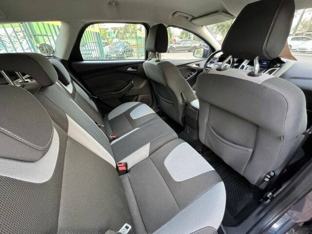 Сірий Форд Фокус, об'ємом двигуна 1.6 л та пробігом 249 тис. км за 7750 $, фото 10 на Automoto.ua