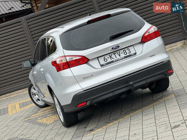 Серый Форд Фокус, объемом двигателя 1.6 л и пробегом 219 тыс. км за 8749 $, фото 112 на Automoto.ua