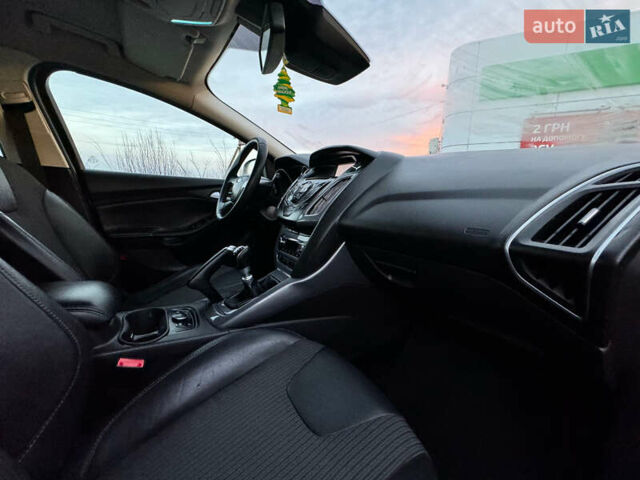 Серый Форд Фокус, объемом двигателя 1.6 л и пробегом 219 тыс. км за 9499 $, фото 101 на Automoto.ua