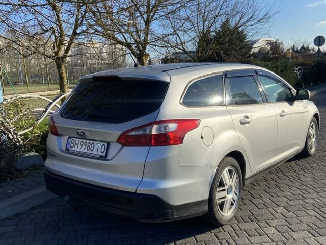 Серый Форд Фокус, объемом двигателя 1.6 л и пробегом 280 тыс. км за 5500 $, фото 1 на Automoto.ua