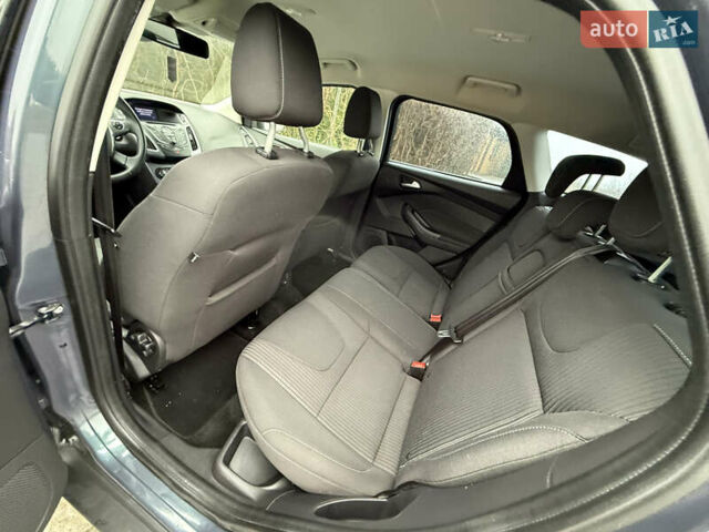 Сірий Форд Фокус, об'ємом двигуна 1.6 л та пробігом 230 тис. км за 8700 $, фото 38 на Automoto.ua