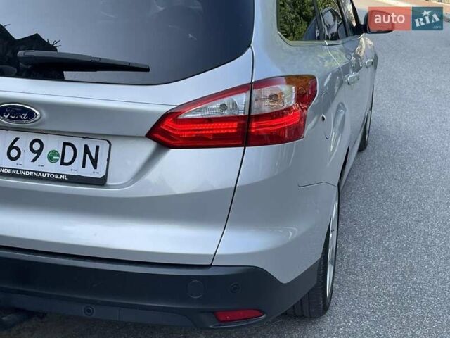 Серый Форд Фокус, объемом двигателя 1.6 л и пробегом 224 тыс. км за 8500 $, фото 19 на Automoto.ua