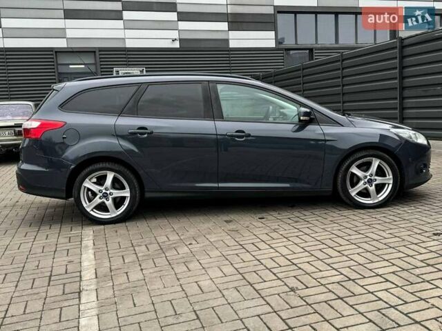 Серый Форд Фокус, объемом двигателя 1.6 л и пробегом 200 тыс. км за 8700 $, фото 17 на Automoto.ua