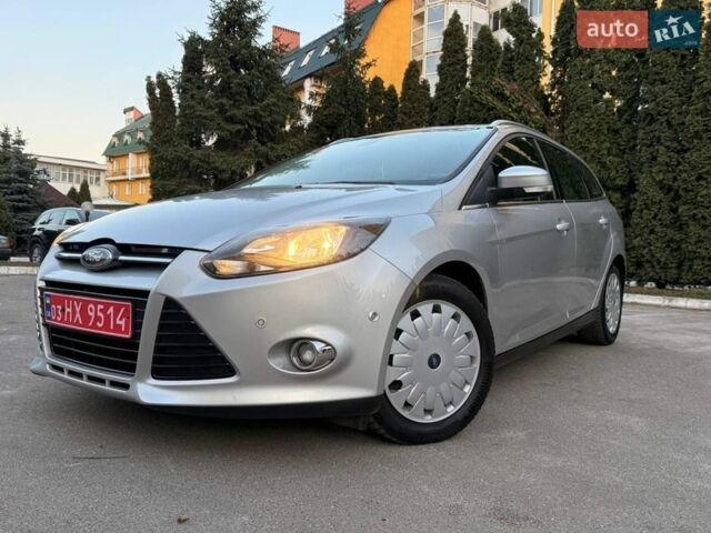 Серый Форд Фокус, объемом двигателя 1.6 л и пробегом 237 тыс. км за 7899 $, фото 2 на Automoto.ua
