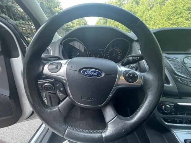 Сірий Форд Фокус, об'ємом двигуна 1.6 л та пробігом 220 тис. км за 8500 $, фото 16 на Automoto.ua