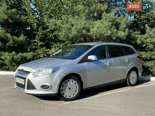 Форд Фокус 2013 у Києві на Automoto.ua Сірий Форд Фокус, об'ємом двигуна 1.6 л та пробігом 242 тис. км за 6990 $, фото 4 на Automoto.ua