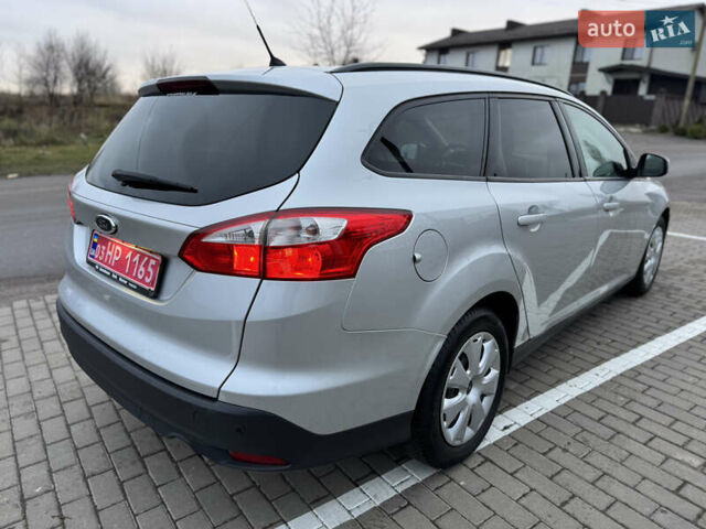 Серый Форд Фокус, объемом двигателя 2 л и пробегом 253 тыс. км за 8600 $, фото 9 на Automoto.ua