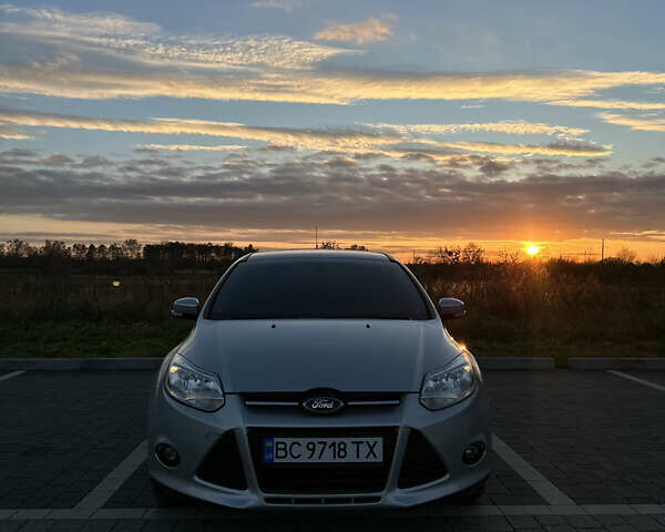 Серый Форд Фокус, объемом двигателя 1.6 л и пробегом 199 тыс. км за 7200 $, фото 2 на Automoto.ua