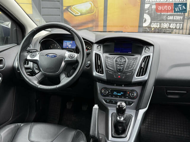 Серый Форд Фокус, объемом двигателя 1.6 л и пробегом 232 тыс. км за 9200 $, фото 35 на Automoto.ua