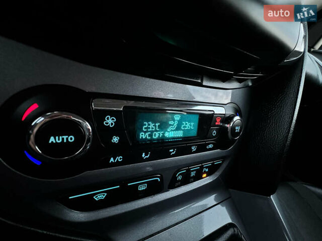 Серый Форд Фокус, объемом двигателя 1.6 л и пробегом 219 тыс. км за 9499 $, фото 88 на Automoto.ua