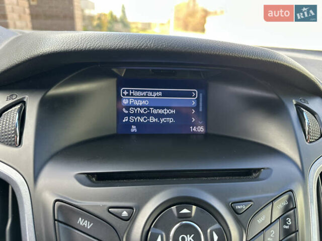 Форд Фокус 2013 у Стрые на Automoto.ua Сірий Форд Фокус, об'ємом двигуна 1.6 л та пробігом 217 тис. км за 8350 $, фото 92 на Automoto.ua