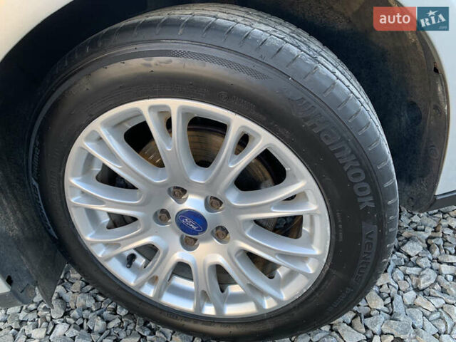 Серый Форд Фокус, объемом двигателя 1.6 л и пробегом 236 тыс. км за 7800 $, фото 44 на Automoto.ua