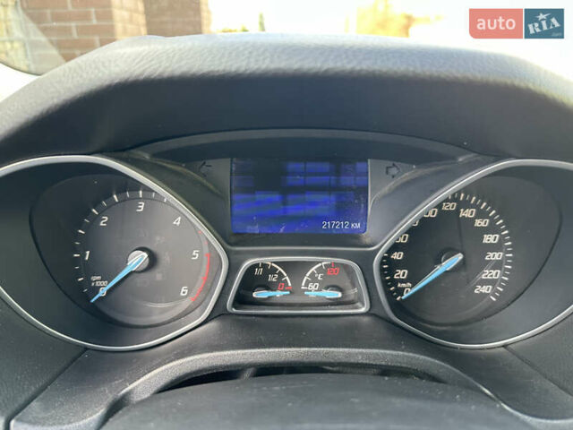 Сірий Форд Фокус, об'ємом двигуна 1.6 л та пробігом 217 тис. км за 8350 $, фото 66 на Automoto.ua