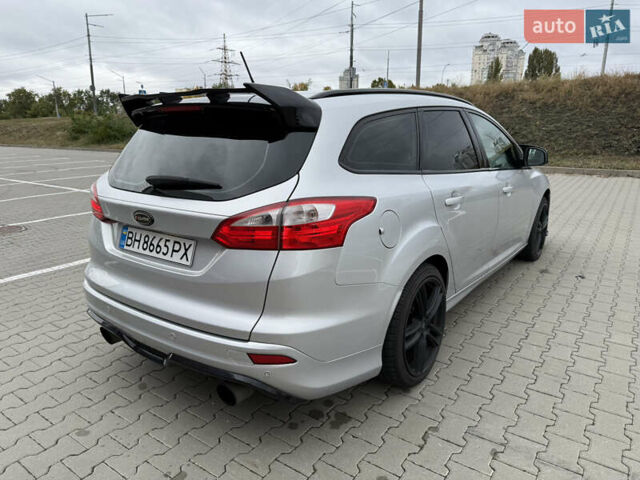 Серый Форд Фокус, объемом двигателя 1.56 л и пробегом 232 тыс. км за 7400 $, фото 10 на Automoto.ua