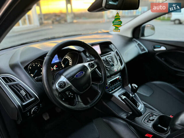 Серый Форд Фокус, объемом двигателя 1.6 л и пробегом 219 тыс. км за 9499 $, фото 66 на Automoto.ua