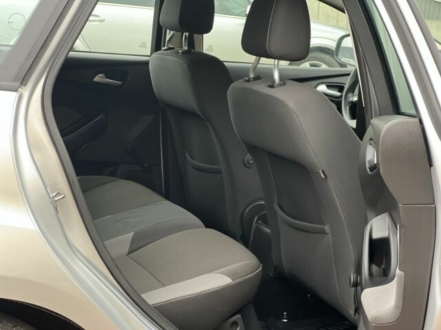 Сірий Форд Фокус, об'ємом двигуна 1.6 л та пробігом 245 тис. км за 6900 $, фото 6 на Automoto.ua