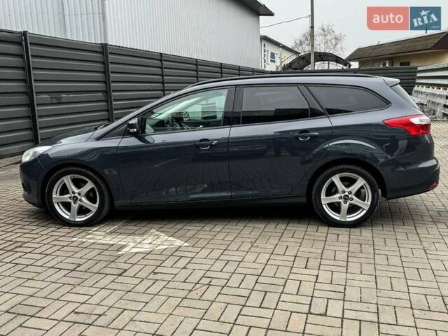 Серый Форд Фокус, объемом двигателя 1.6 л и пробегом 200 тыс. км за 8700 $, фото 23 на Automoto.ua