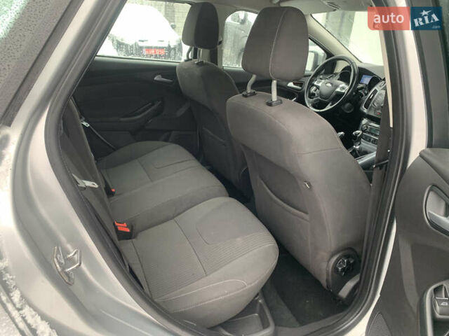 Серый Форд Фокус, объемом двигателя 1.6 л и пробегом 236 тыс. км за 7700 $, фото 25 на Automoto.ua