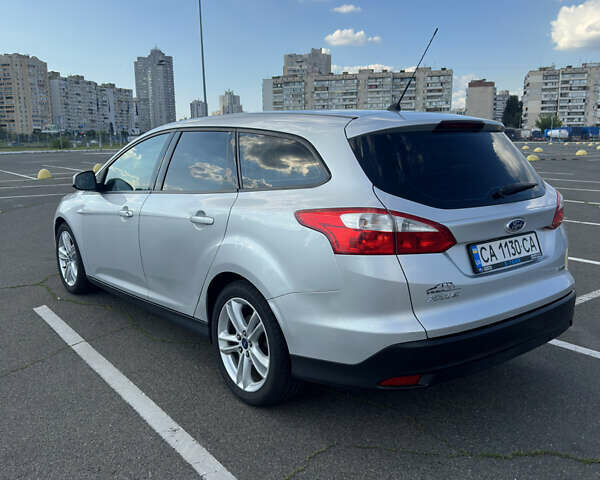 Форд Фокус 2013 в Киеве на Automoto.ua Серый Форд Фокус, объемом двигателя 1.56 л и пробегом 238 тыс. км за 8000 $, фото 6 на Automoto.ua