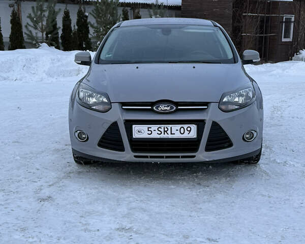 Серый Форд Фокус, объемом двигателя 1.56 л и пробегом 225 тыс. км за 8800 $, фото 24 на Automoto.ua