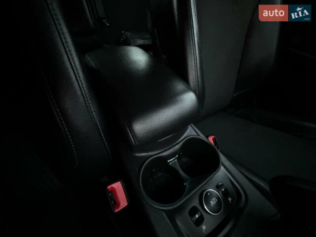 Серый Форд Фокус, объемом двигателя 1.6 л и пробегом 219 тыс. км за 9250 $, фото 127 на Automoto.ua