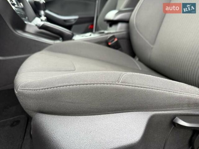Серый Форд Фокус, объемом двигателя 1.56 л и пробегом 78 тыс. км за 7950 $, фото 53 на Automoto.ua