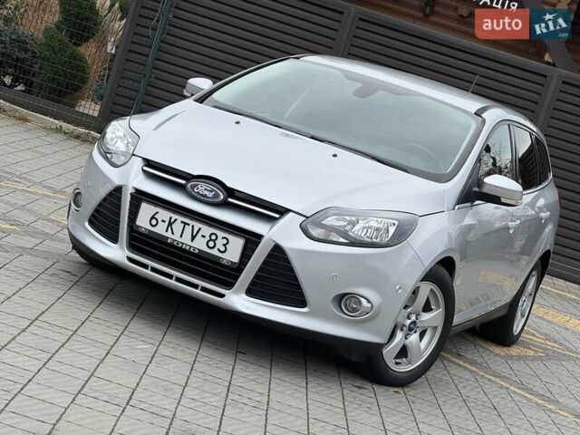 Серый Форд Фокус, объемом двигателя 1.6 л и пробегом 219 тыс. км за 8749 $, фото 1 на Automoto.ua