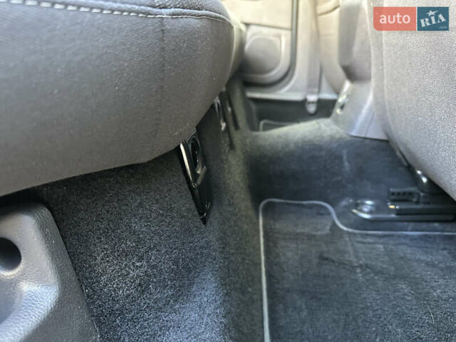 Сірий Форд Фокус, об'ємом двигуна 1.6 л та пробігом 217 тис. км за 8350 $, фото 94 на Automoto.ua
