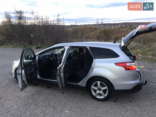Форд Фокус 2013 в Львове на Automoto.ua Серый Форд Фокус, объемом двигателя 1.56 л и пробегом 259 тыс. км за 8400 $, фото 7 на Automoto.ua
