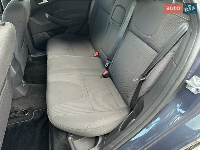 Форд Фокус 2013 у Стрые на Automoto.ua Сірий Форд Фокус, об'ємом двигуна 1.6 л та пробігом 217 тис. км за 8350 $, фото 109 на Automoto.ua
