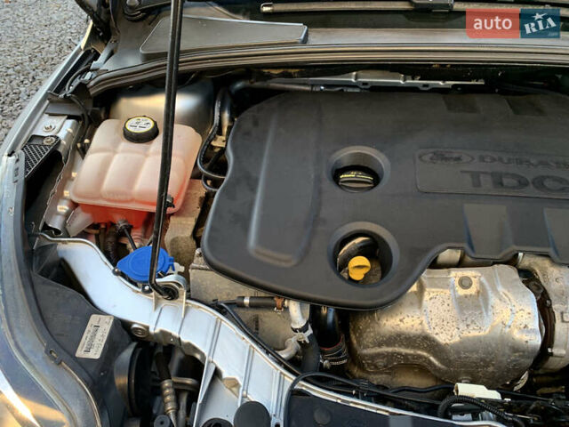 Серый Форд Фокус, объемом двигателя 1.6 л и пробегом 236 тыс. км за 7800 $, фото 12 на Automoto.ua