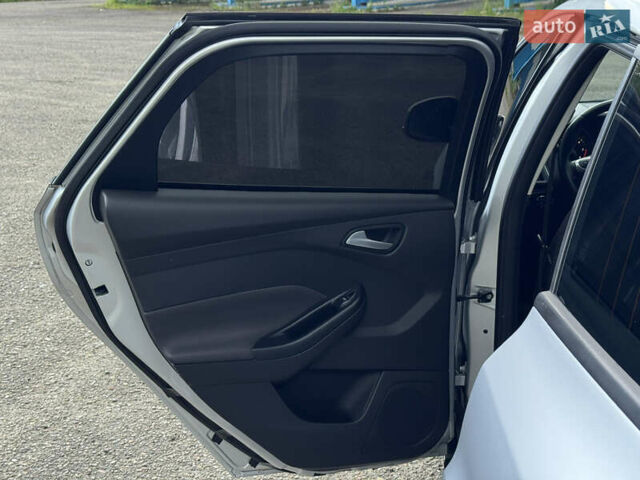 Серый Форд Фокус, объемом двигателя 1.6 л и пробегом 235 тыс. км за 7800 $, фото 53 на Automoto.ua