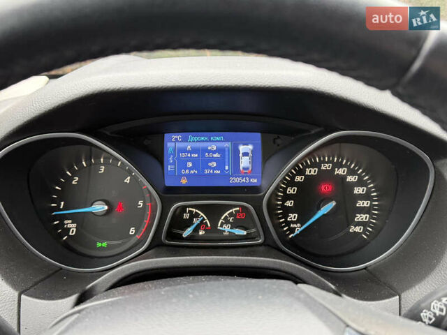 Сірий Форд Фокус, об'ємом двигуна 1.6 л та пробігом 230 тис. км за 8700 $, фото 44 на Automoto.ua
