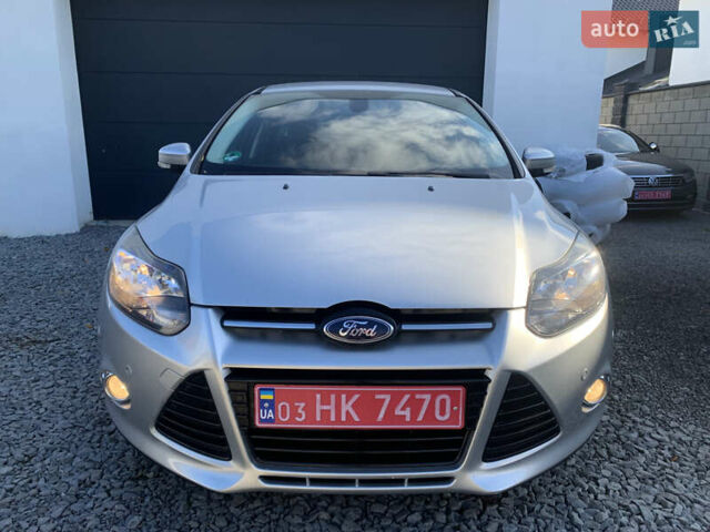 Форд Фокус 2013 в Ровно на Automoto.ua Серый Форд Фокус, объемом двигателя 1.6 л и пробегом 236 тыс. км за 7950 $, фото 10 на Automoto.ua