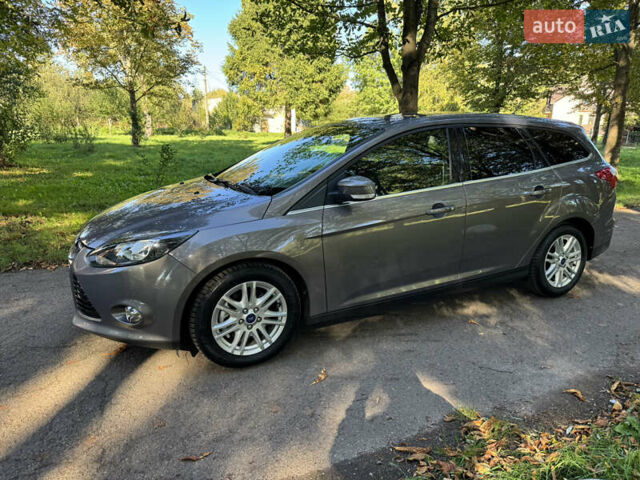 Сірий Форд Фокус, об'ємом двигуна 2 л та пробігом 205 тис. км за 8300 $, фото 3 на Automoto.ua