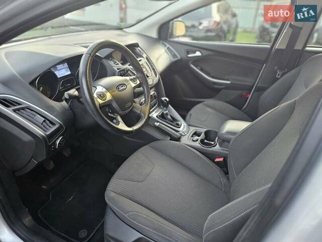 Форд Фокус 2013 у Стрые на Automoto.ua Сірий Форд Фокус, об'ємом двигуна 1.6 л та пробігом 231 тис. км за 8300 $, фото 25 на Automoto.ua