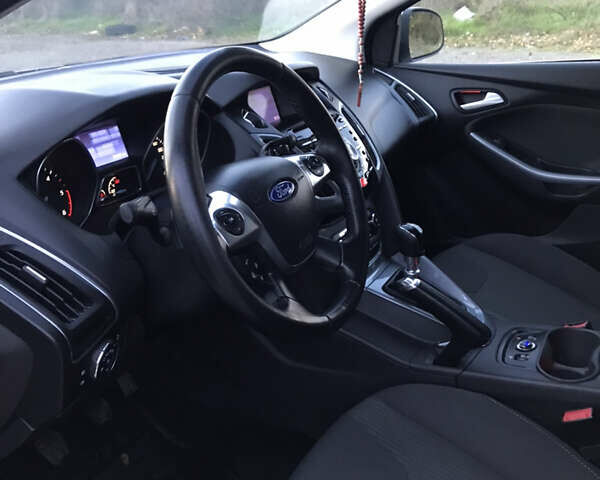 Форд Фокус 2013 в Львове на Automoto.ua Серый Форд Фокус, объемом двигателя 1.56 л и пробегом 259 тыс. км за 8400 $, фото 19 на Automoto.ua