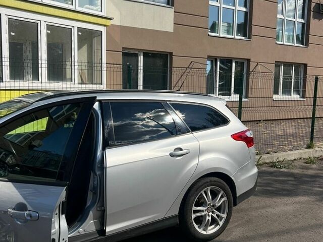 Серый Форд Фокус, объемом двигателя 2 л и пробегом 235 тыс. км за 7700 $, фото 8 на Automoto.ua