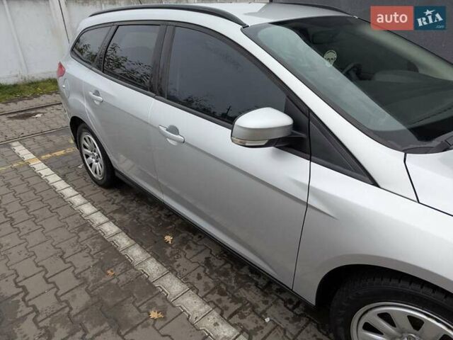 Серый Форд Фокус, объемом двигателя 1 л и пробегом 161 тыс. км за 6800 $, фото 5 на Automoto.ua