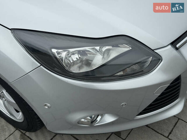 Серый Форд Фокус, объемом двигателя 1.6 л и пробегом 219 тыс. км за 8749 $, фото 98 на Automoto.ua
