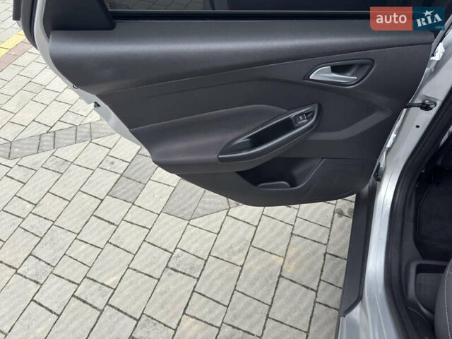 Сірий Форд Фокус, об'ємом двигуна 1.6 л та пробігом 219 тис. км за 8599 $, фото 78 на Automoto.ua