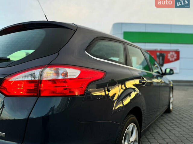 Серый Форд Фокус, объемом двигателя 1.6 л и пробегом 219 тыс. км за 9499 $, фото 30 на Automoto.ua