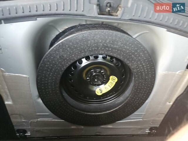 Форд Фокус 2013 у Стрые на Automoto.ua Сірий Форд Фокус, об'ємом двигуна 1.6 л та пробігом 231 тис. км за 8300 $, фото 20 на Automoto.ua