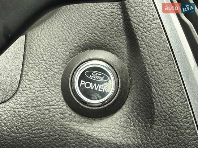 Серый Форд Фокус, объемом двигателя 1.6 л и пробегом 227 тыс. км за 8900 $, фото 49 на Automoto.ua