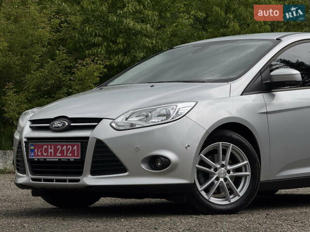 Серый Форд Фокус, объемом двигателя 1.6 л и пробегом 235 тыс. км за 7800 $, фото 33 на Automoto.ua