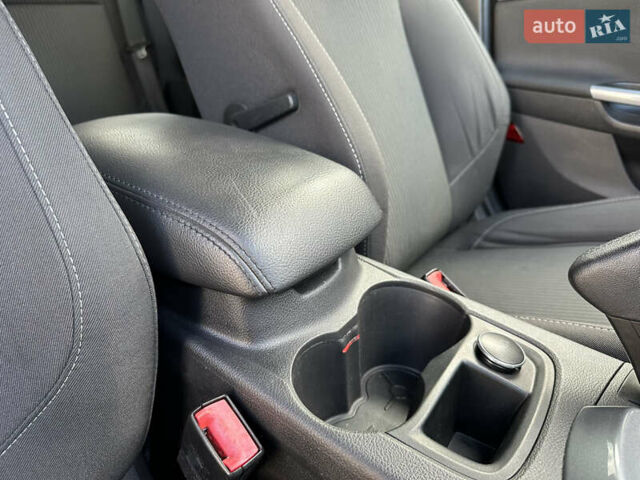 Форд Фокус 2013 у Стрые на Automoto.ua Сірий Форд Фокус, об'ємом двигуна 1.6 л та пробігом 217 тис. км за 8350 $, фото 105 на Automoto.ua