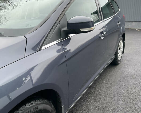 Серый Форд Фокус, объемом двигателя 1.56 л и пробегом 197 тыс. км за 8500 $, фото 4 на Automoto.ua