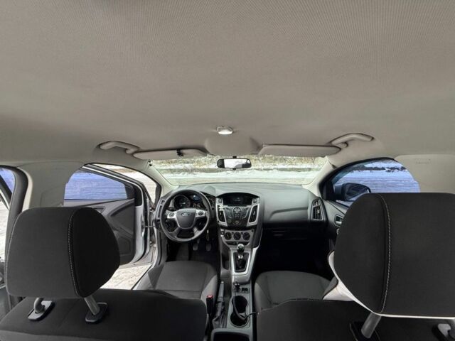 Серый Форд Фокус, объемом двигателя 1.6 л и пробегом 214 тыс. км за 7250 $, фото 5 на Automoto.ua